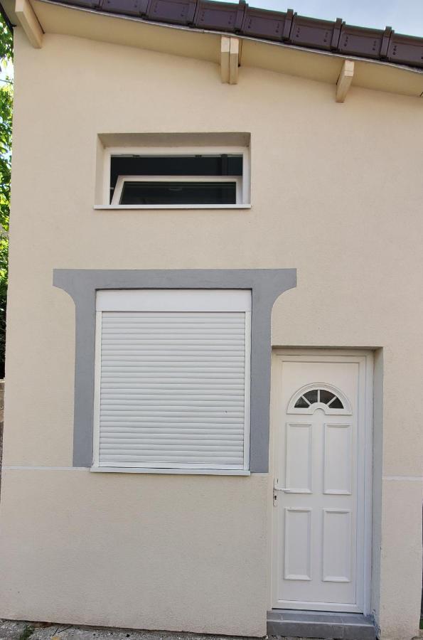 Maisonette de 25m2 à la porte de Paris Gentilly Esterno foto